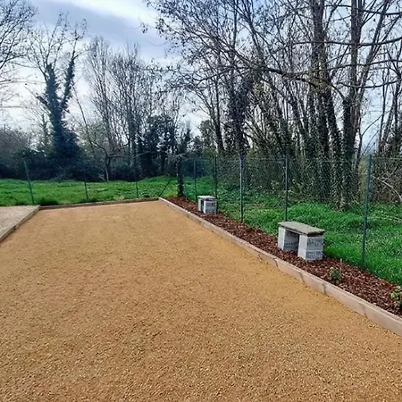 Avec Exterieur Et Terrain De Petanque Lägenhet Perignat-sur-Allier