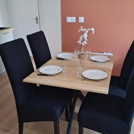 Apartman Avec Exterieur Et Terrain De Petanque Perignat-sur-Allier