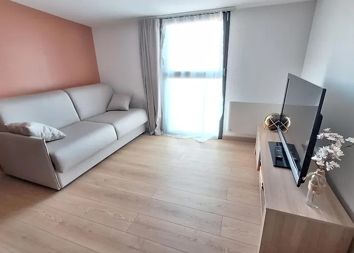 Avec Exterieur Et Terrain De Petanque Apartman *